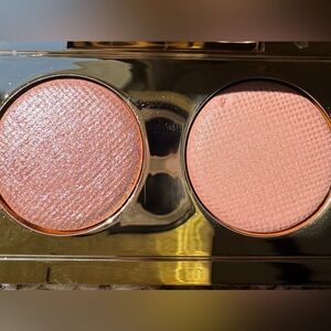 Bobbi Brown eyeshadow duo- barely swatched